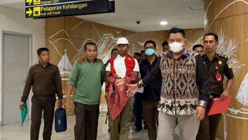Buron 4 Tahun, Terpidana Pencabulan Anak Tiri Ditangkap di Bandara El Tari Kupang