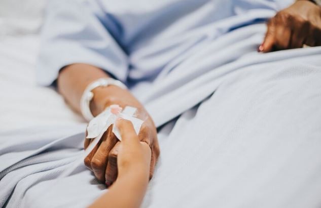 5 Cara Menuntun Orang Sakaratul Maut Sesuai Sunnah, Muslim Wajib Tahu!