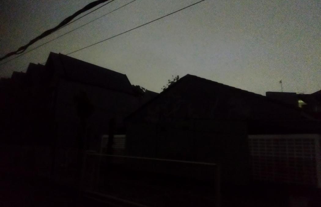 Hujan Lebat, Listrik di Beji Timur Depok Padam sejak Tengah Malam