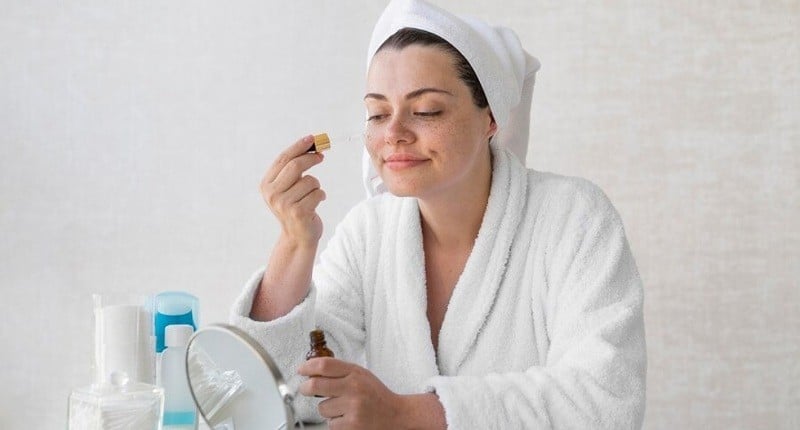 Tips Perawatan Kulit Wajah di Musim Hujan, Bikin Sehat dan Cegah Jerawat!