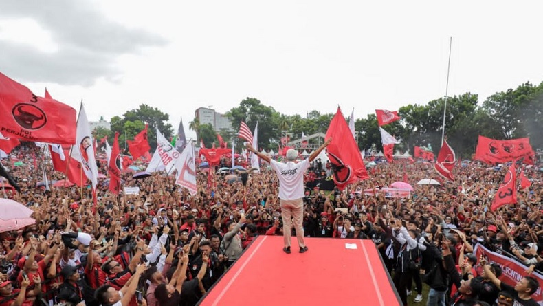 Takjub dengan Dukungan Warga, Ganjar: Saya Bergetar Rasakan Aura Kemenangan dari Manado