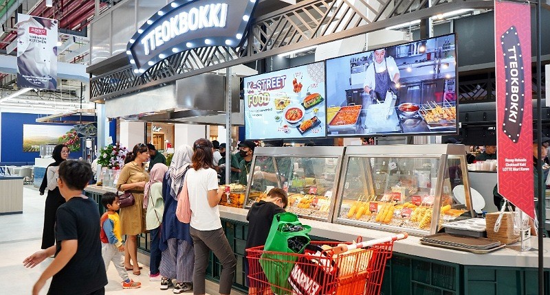 Unik, Liburan Akhir Pekan Belanja Groseri sambil Kulineran Makanan Korea