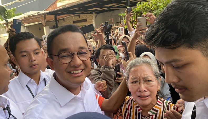 Anies Baswedan Minta Doa ke Warga Jelang Debat Capres 2024