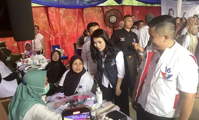 Liliana Tanoesoedibjo kepada Warga Kebon Baru: Kesehatan Sangat Penting!