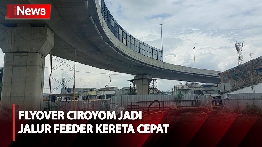 Angkot Rombongan Siswa SMP 4 Cimahi Terguling di Flyover Ciroyom, 3 Luka-Luka