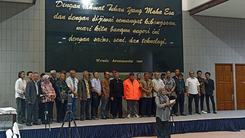 Guru Besar dan Dosen ITB Serukan Pemimpin Teladan Beretika untuk Demokrasi Berkualitas