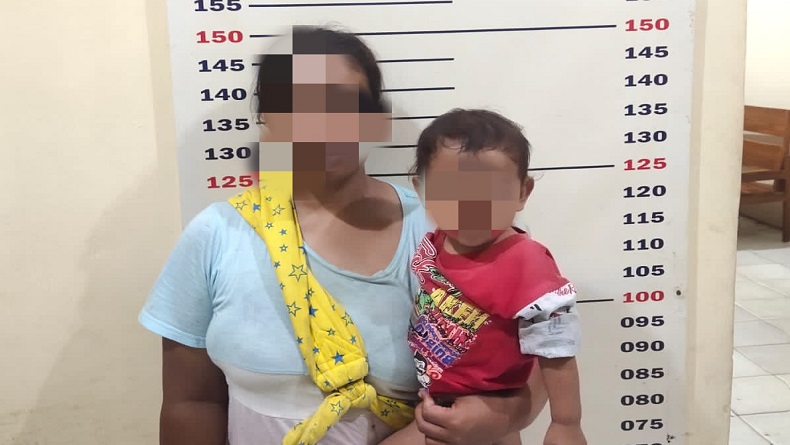 Miris, Ibu Muda Curi Motor sambil Gendong Balita di Lampung
