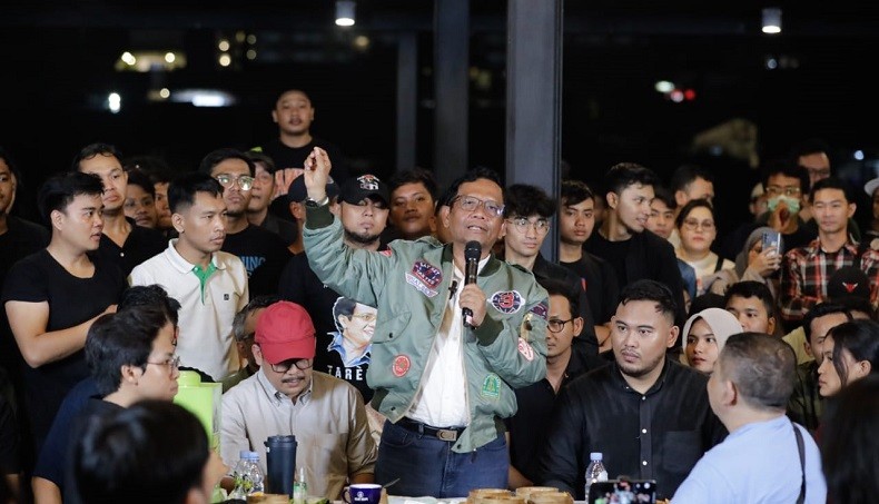 Hadir di Tabrak Prof! Difabel Ini Dibantu Mahfud MD Cara Gunakan Hak Pilih