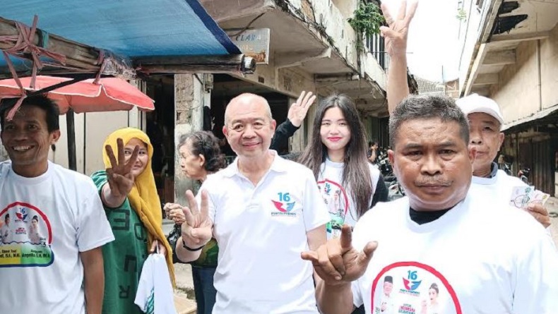 Caleg Perindo Djoni Toat Blusukan ke Pasar ITC Kebon Kalapa, Serap Aspirasi Masyarakat