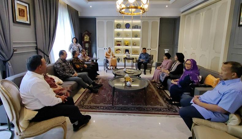    Istri Gus Dur hingga Kardinal Suharyo Bertemu JK, Bahas Apa?