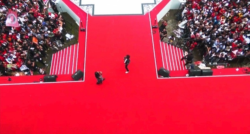 Hujan Lebat Tak Jadi Halangan, Konser Hajatan Rakyat Banyuwangi Dipadati Massa 