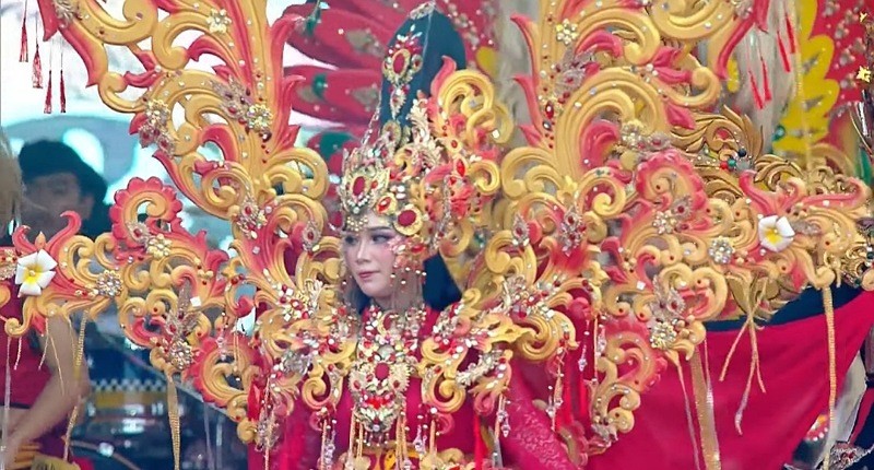 Konser Hajatan Rakyat Banyuwangi Dimeriahkan 333 Penari Gandrung, Suasana Terlihat Sakral