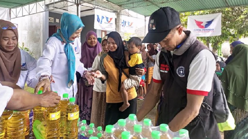 Senang Ada Bazar Murah, Warga Guwosari Bantul: Matur Nuwun Caleg Perindo