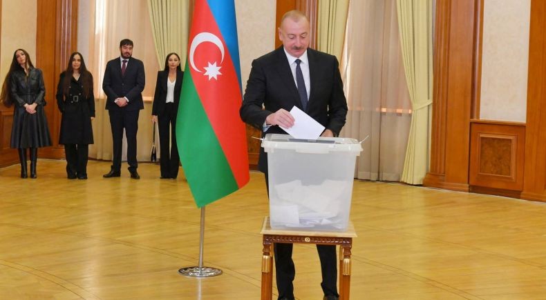 Raup 92 Persen Suara, Ilham Aliyev Terpilih Lagi Jadi Presiden Azerbaijan