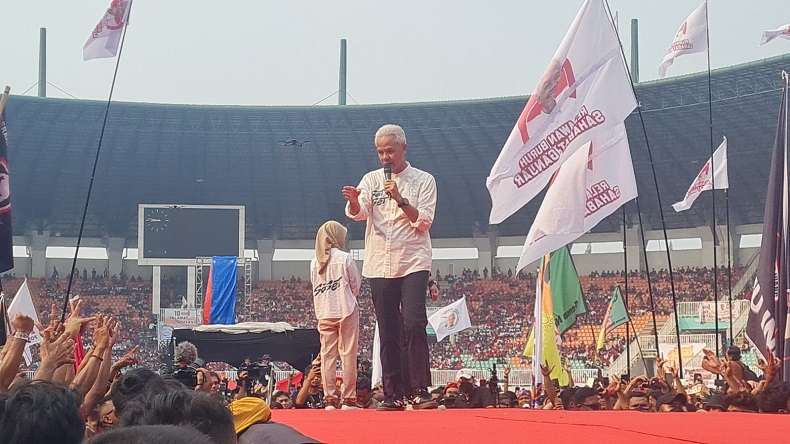 Cerita Ganjar Disambut Pendukung Prabowo di Balikpapan: Saya Ajak Makan Siang, Gratis