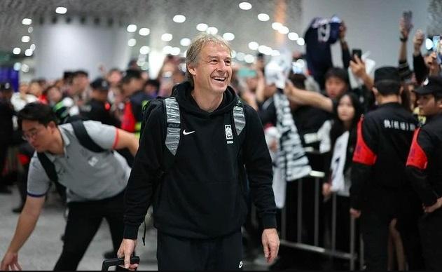 Senasib dengan STY Dulu, Jurgen Klinsmann Juga Dilempari Suporter Timnas Korea Selatan