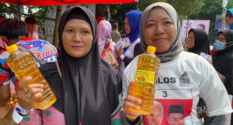 Perindo Gelar Bazar Minyak Goreng Murah, Warga Depok: Sangat Membantu Ibu Rumah Tangga