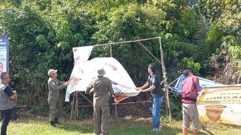 Masuki Masa Tenang, APK di Bangka Barat Mulai Dibersihkan