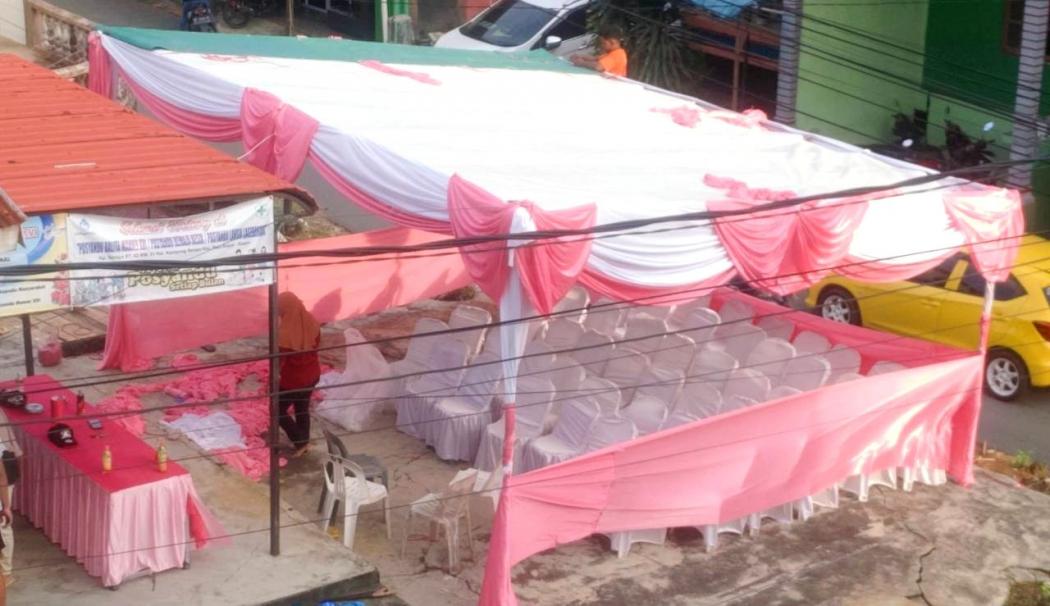 Unik TPS Ini Serba Pink Berkonsep Coquette, Netizen: Ketua KPPS-nya Nadin Amizah