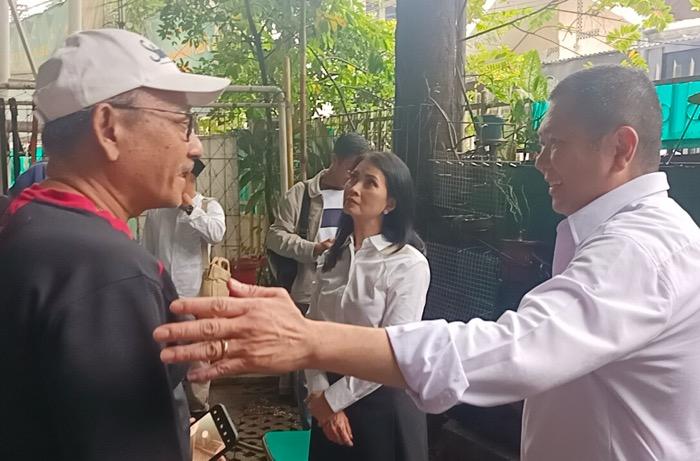 HT dan Liliana Blusukan ke TPS 14-13 Blok S usai Nyoblos, Sapa Para Pemilih