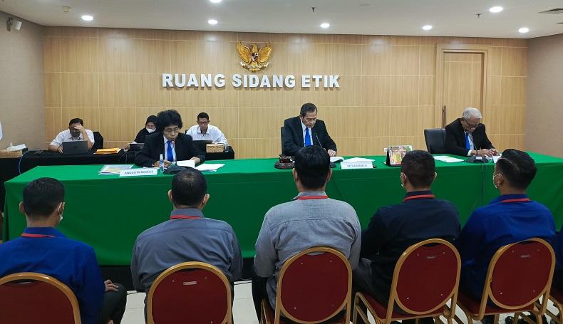 Daftar 12 Pegawai KPK Disanksi usai Terima Pungli Rutan, Terbanyak Deden Rochendi Rp425,5 Juta