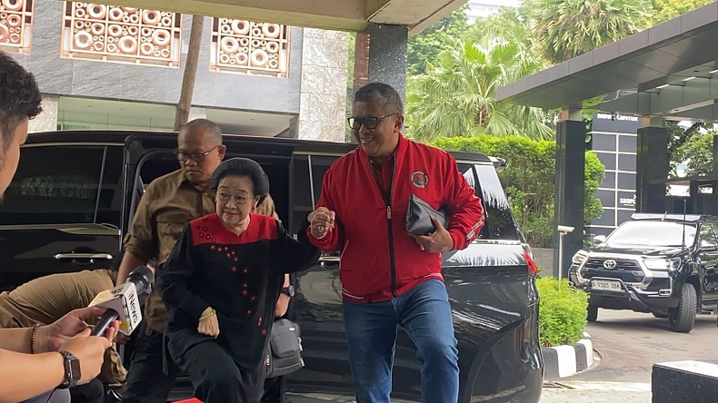 Megawati dan Petinggi TPN Ganjar-Mahfud ke Gedung High End, Rapat Terbatas?