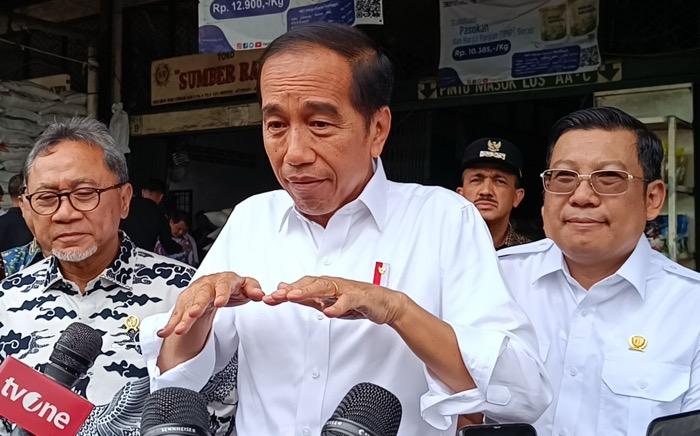 Jokowi Bantah Kelangkaan Beras gegara Bansos: Nggak Ada Hubungannya!