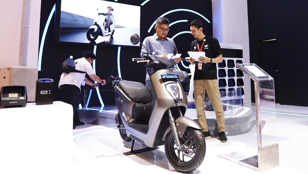 Pemerintah Siapkan Regulasi Standarisasi Baterai Kendaraan Listrik