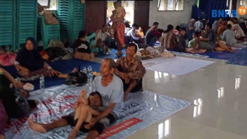 Banjir Demak Terus Meluas ke 25 Desa, BNPB: 25.518 Jiwa Mengungsi