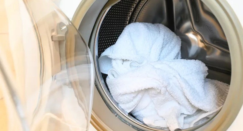 Wajib Tahu, Ini Waktu yang Tepat untuk Mengganti Handuk Mandi