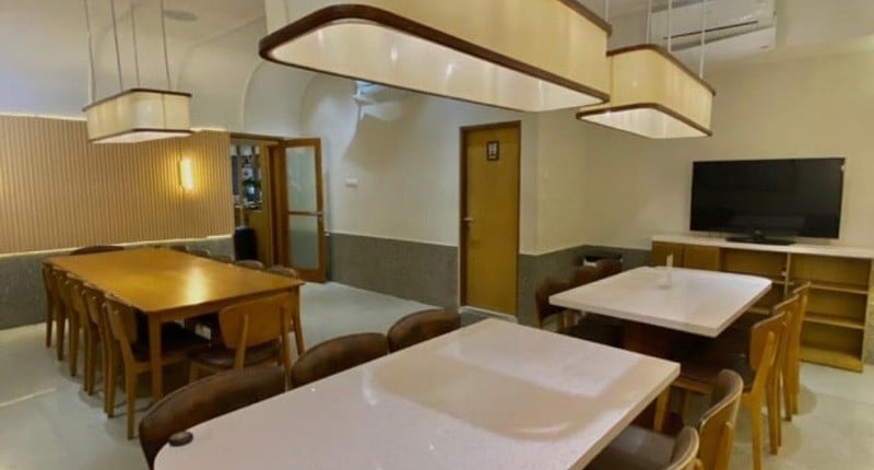 Tips Work from Cafe yang Produktif ala Mister Aladin