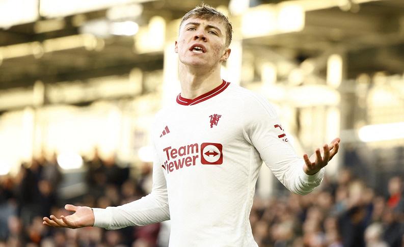 Gawat! Rasmus Hojlund Cedera jelang Man United Vs Fulham, Erik ten Hag Auto Pusing