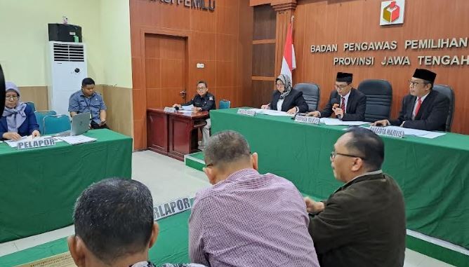Bawaslu Jateng Gelar Sidang Perdana Laporan Tim AMIN soal 502.564 DPT Bermasalah