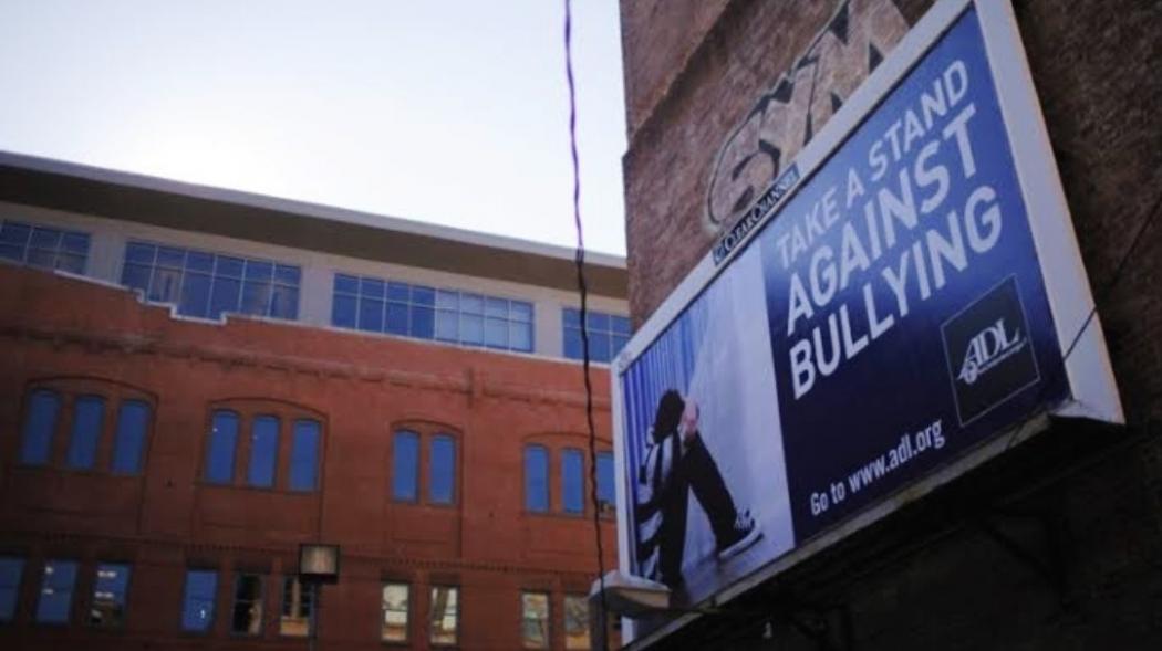 Merugikan Korban, Apakah Pelaku Bullying Harus Dihukum? 