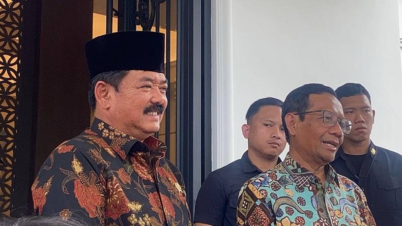 Hadi Tjahjanto Bertemu Mahfud MD, Diberi Arahan Penyelesaian Kasus di Kemenko Polhukam