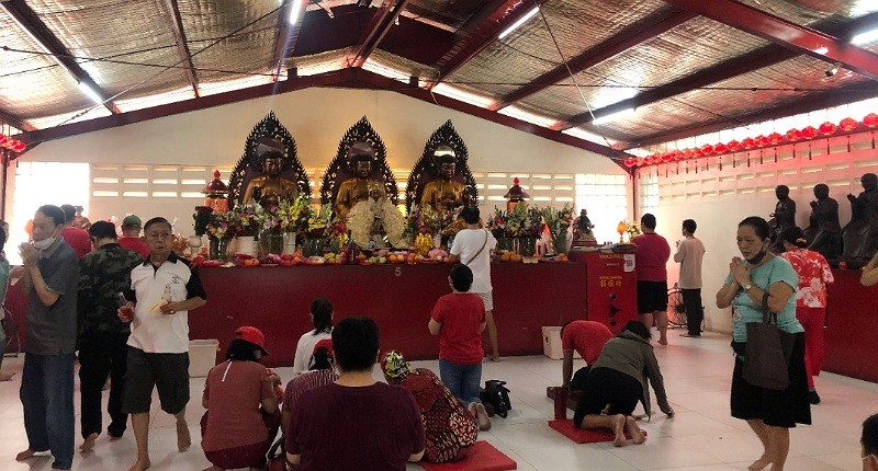 Kemeriahan Umat Tionghoa di Wihara Dharma Bakti Merayakan Tradisi Cap Go Meh