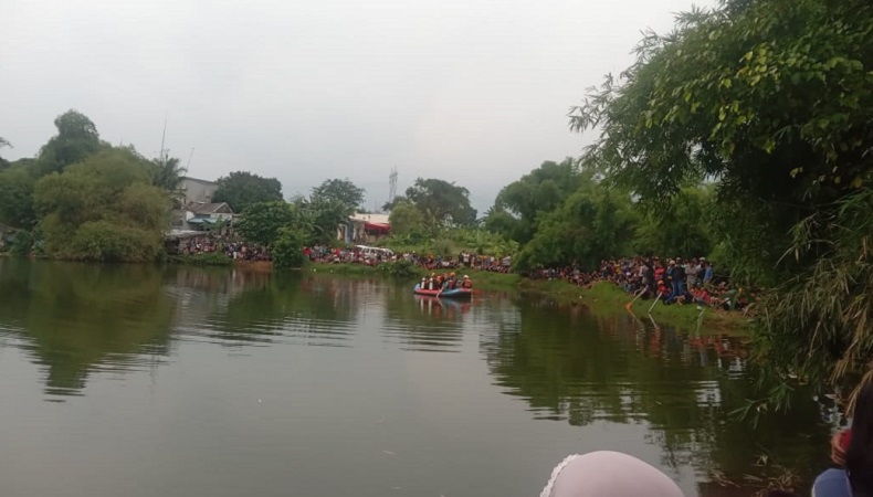 Bocah 14 Tahun Tenggelam di Danau Gunung Putri, Tim SAR Lakukan Pencarian