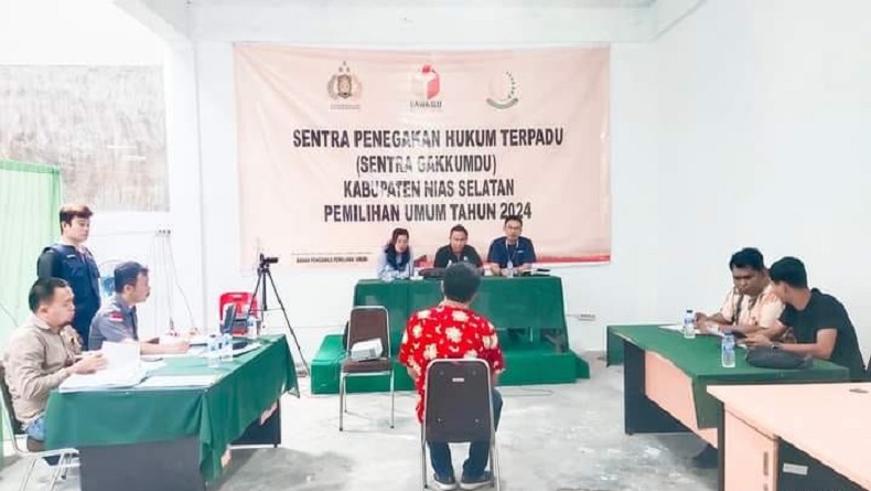 Viral Anak-Anak Coblos Massal Surat Suara di Nisel, Bawaslu: Penanganan Dugaan Pelanggaran On Process