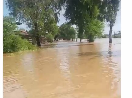 Belasan Desa di Brebes Diterjang Banjir Imbas Tanggul Sungai Pemali Jebol