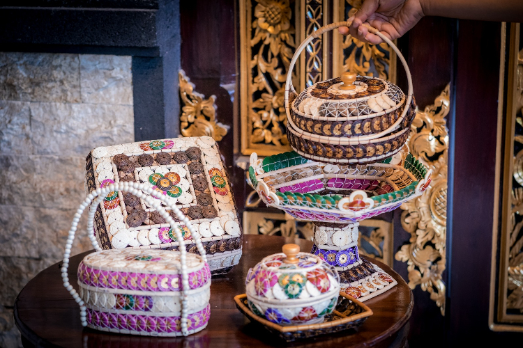 Klaster Usaha Binaan BRI di Bali Berhasil Sulap Batok Kelapa Jadi Kerajinan Tangan