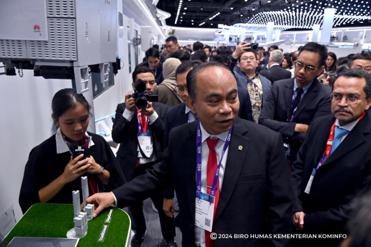 Menkominfo: MWC 2024 Berpeluang Jadi Showcase Ekosistem Telekomunikasi Nasional