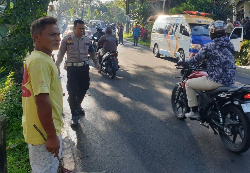 Identitas 2 Pemotor Tewas Ditabrak Mobil di Semarang usai Terpeleset Tumpahan Oli