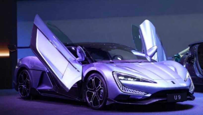 BYD Luncurkan Supercar Listrik Seharga Rp3,6 Miliar, Begini Penampakannya