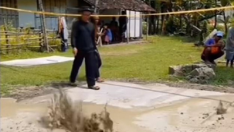 Viral Semburan Lumpur di Sidomulyo Bojonegoro, Ini Penjelasan Badan Geologi
