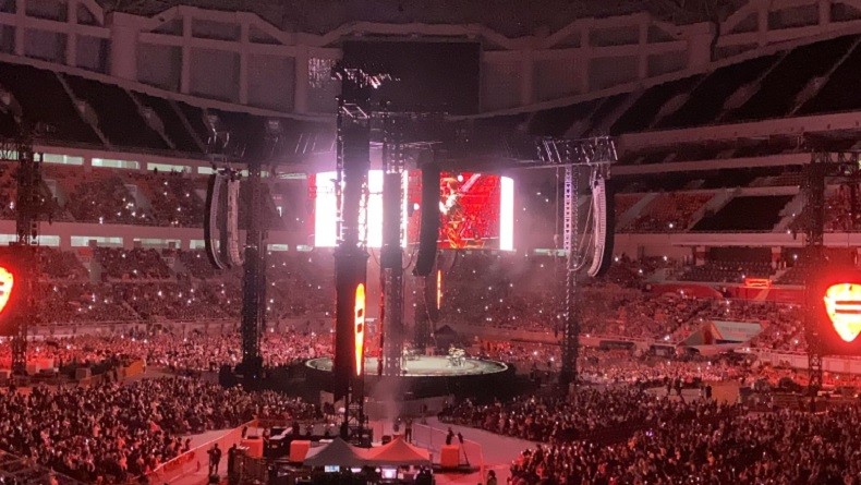 Ed Sheeran Buka Konser di Jakarta: Senang Bisa Kembali