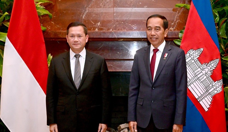 Jokowi Bertemu PM Kamboja, Bahas Myanmar hingga Investasi