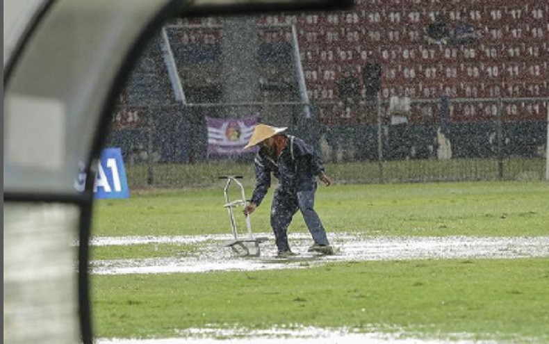 Babak Kedua Persik Vs RANS Nusantara FC Ditunda, Ini Penyebabnya