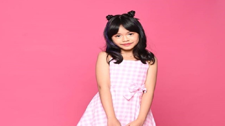 Kisah Tiara Annisa Aryani, Model Cilik Bertalenta Bisa Merancang Gaun sejak Usia Belia