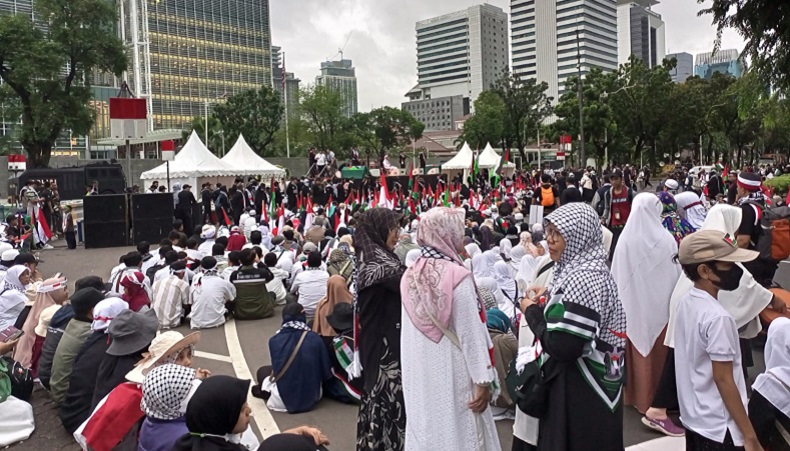 Ada Aksi Bela Palestina, Polisi Alihkan Arus Lalin di Sekitar Kedubes AS