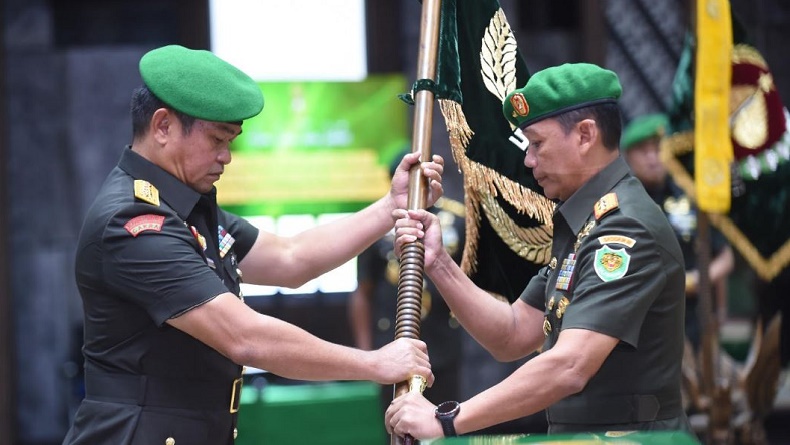 Sertijab Pangdam Siliwangi, Mayjen TNI Mohammad Fadjar Gantikan Mayjen TNI Erwin Djatniko